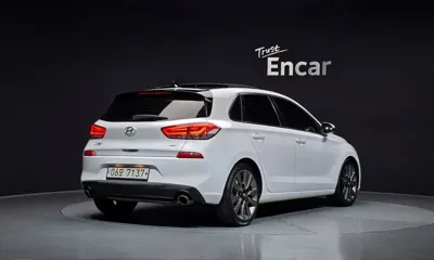 Hyundai i30 2018, 56106 км, за 9051.87 USD