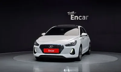Hyundai i30 2018, 56106 км, за 9051.87 USD