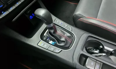 Hyundai i30 2018, 56106 км, за 9051.87 USD - фото 9