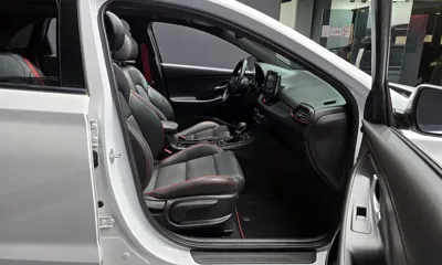 Hyundai i30 2018, 56106 км, за 9051.87 USD - фото 10