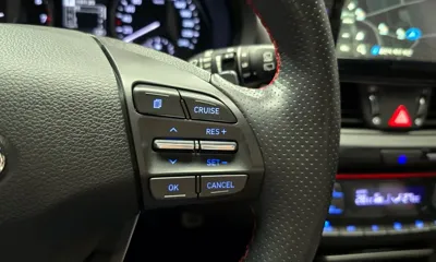 Hyundai i30 2018, 56106 км, за 9051.87 USD - фото 19