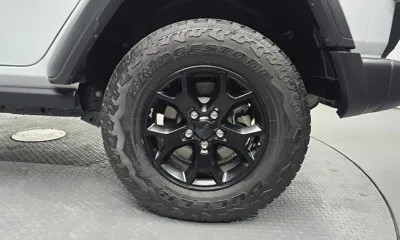 Jeep Wrangler 2020, 37217 км, за 22607.1 USD - фото 21
