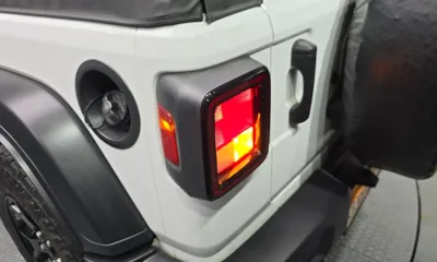 Jeep Wrangler 2020, 37217 км, за 22607.1 USD - фото 23