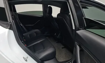 Tesla Model 3 2020, 76428 км, за 20677.43 USD - фото 11