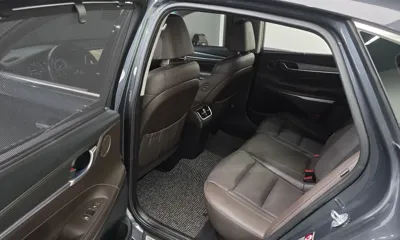 Hyundai Grandeur 2018, 200540 км, за 5135.54 USD - фото 11