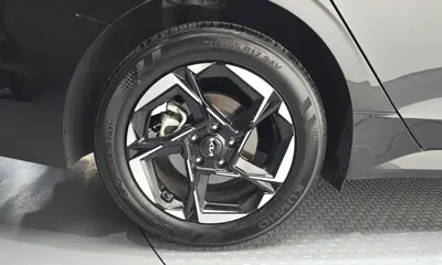 Kia K5 2024, 33205 км, за 20940 USD