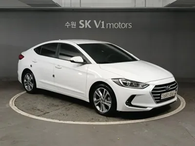Hyundai Avante 2018, 105157 км, за 6449.51 USD