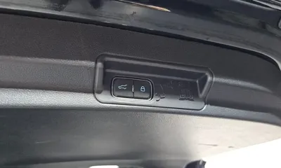 Ford Explorer 2022, 58512 км, за 22149.85 USD - фото 27