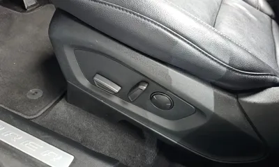 Ford Explorer 2022, 58512 км, за 22149.85 USD - фото 31