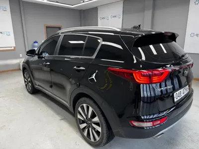 Kia Sportage 2018, 116033 км, за 7877.12 USD
