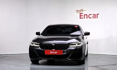 BMW 5-Series 2023, 37617 км, за 28874.15 USD