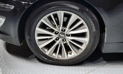Hyundai Genesis 2013, 168620 км, за 4266.77 USD