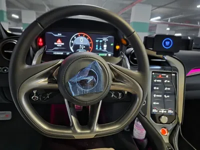McLaren 750S 2025, 1292 км, за 303411.11 USD - фото 9