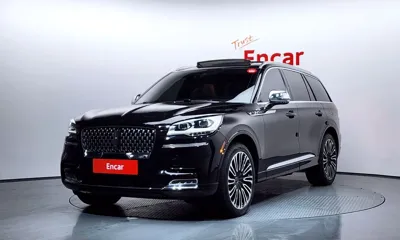 Lincoln Aviator · 2022 год