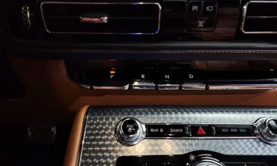 Lincoln Aviator 2022, 112899 км, за 24975.22 USD - фото 9