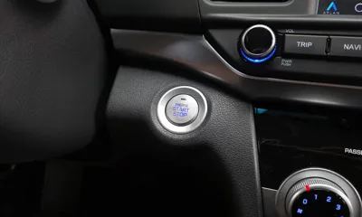 Hyundai Avante 2019, 54478 км, за 7811.47 USD - фото 19