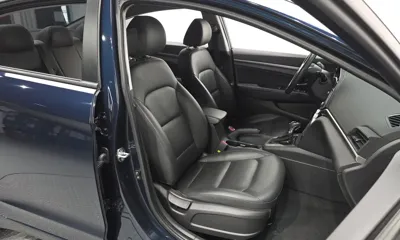 Hyundai Avante 2019, 54478 км, за 7811.47 USD - фото 26