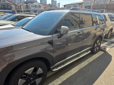 Hyundai Santafe 2025, 40017 км, за 14461.07 USD