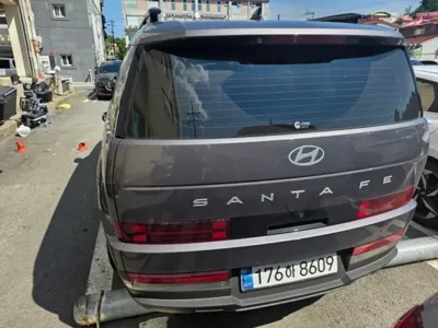 Hyundai Santafe 2025, 40017 км, за 14461.07 USD