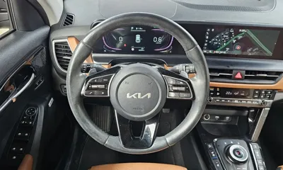 Kia Seltos 2023, 59326 км, за 16214.1 USD - фото 13