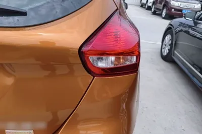 Ford Focus 2015, 73500 км, за 5318 USD - фото 9