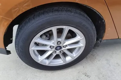 Ford Focus 2015, 73500 км, за 5318 USD - фото 11