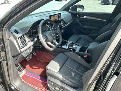 Audi Q5L 2025, 16000 км, за 30826.36 USD