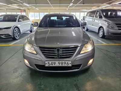 Hyundai Genesis · 2009 год