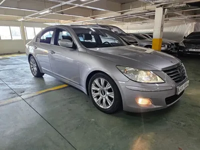 Hyundai Genesis 2009, 147082 км, за 1980.13 USD