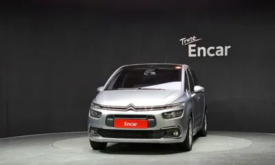 Citroen-DS C4 Picasso 2018, 92117 км, за 7862.57 USD