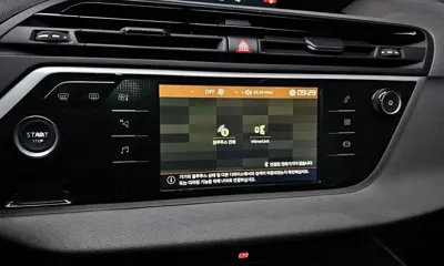 Citroen-DS C4 Picasso 2018, 92117 км, за 7862.57 USD - фото 15