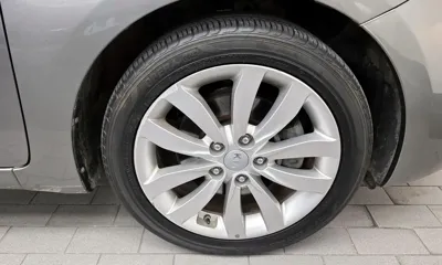 Kia Carens 2016, 96019 км, за 6562 USD
