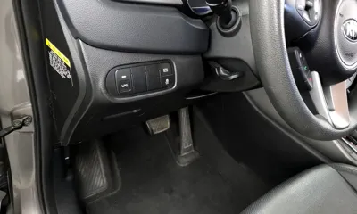Kia Carens 2016, 96019 км, за 6562 USD - фото 18