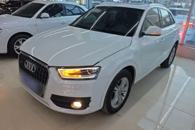 Audi Q3 · 2015 год