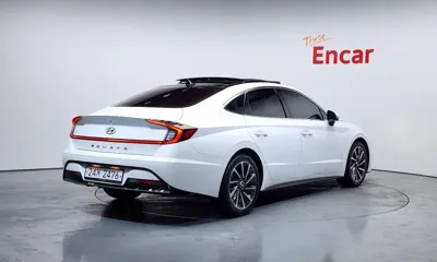 Hyundai Sonata 2020, 96547 км, за 9780.75 USD