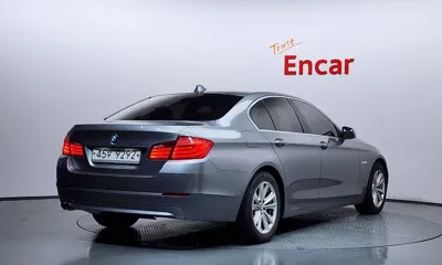 BMW 5-Series 2012, 229129 км, за 2931.6 USD