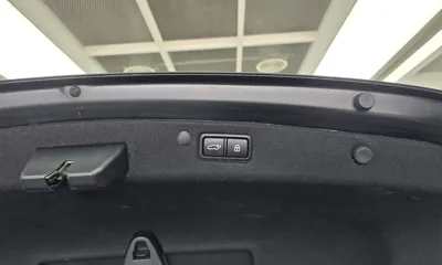 Hyundai Grandeur 2020, 162252 км, за 11454.06 USD - фото 30