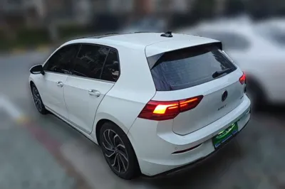 Volkswagen Golf 2023, 47100 км, за 13009 USD