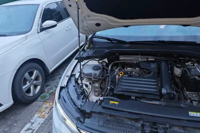 Volkswagen Golf 2023, 47100 км, за 13009 USD - фото 23