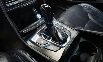 Hyundai Grandeur 2015, 80842 км, за 5629.13 USD - фото 9