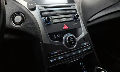 Hyundai Grandeur 2015, 80842 км, за 5629.13 USD - фото 15