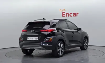 Hyundai Kona 2018, 61417 км, за 8533.54 USD