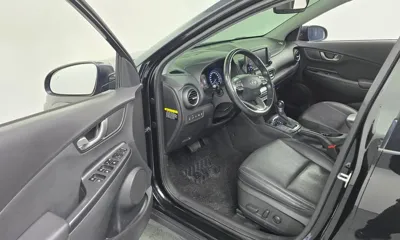 Hyundai Kona 2018, 61417 км, за 8533.54 USD - фото 10
