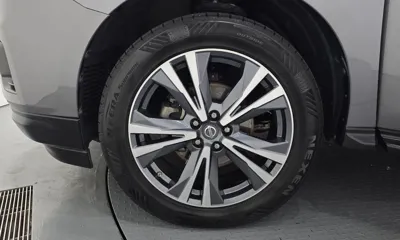 Nissan Pathfinder 2017, 75427 км, за 9744.52 USD
