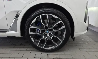 BMW X7 2024, 34281 км, за 74110.54 USD - фото 21