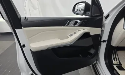 BMW X7 2024, 34281 км, за 74110.54 USD - фото 24