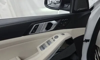 BMW X7 2024, 34281 км, за 74110.54 USD - фото 27