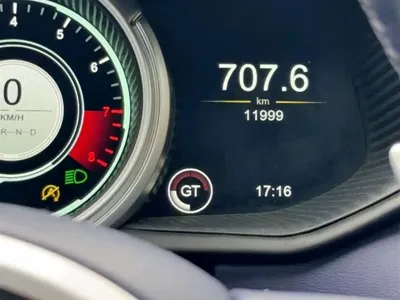 Aston Martin DB11 2023, 11900 км, за 261913.7 USD