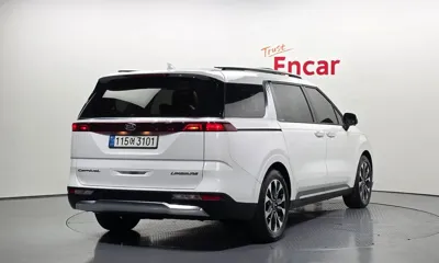 Kia Canival 2021, 46169 км, за 20085.89 USD