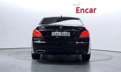 Hyundai Equus 2012, 105702 км, за 2762.79 USD